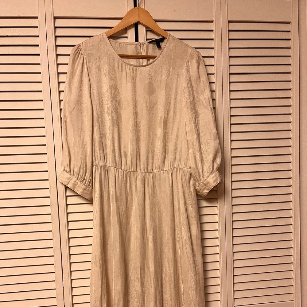 Ivory Banana Republic Dress